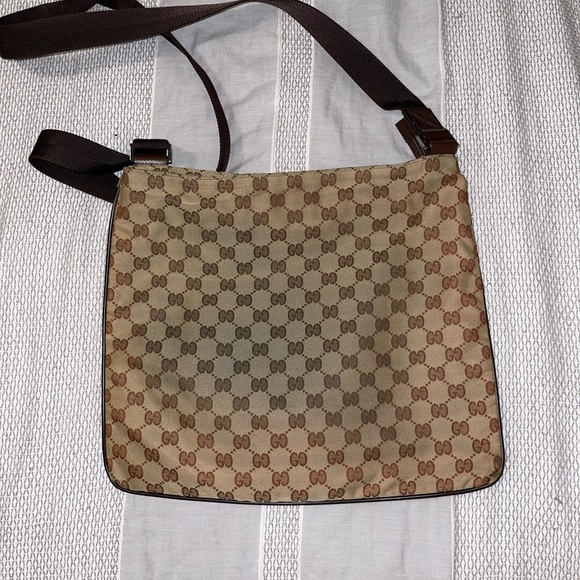 Gucci flat messenger bag - Picture 5 of 7
